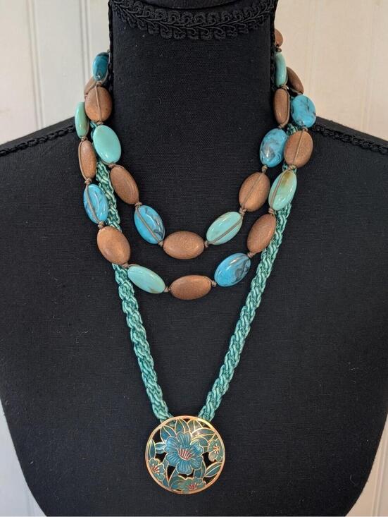 Jewelry - Teal Necklace Lot Of 2 Mermaid Hawaiian Style Enameled Pendant Beaded
